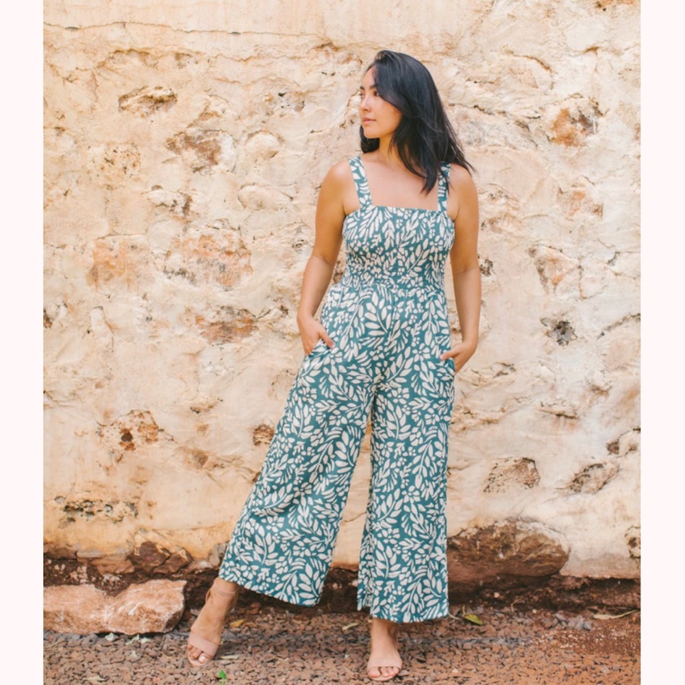 NWOT Yireh Mila Jumpsuit Sample size S